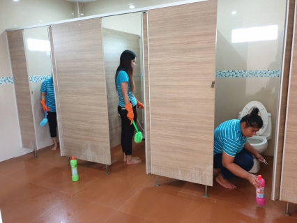กปภ.สาขากบินทร์บุรี จัดกิจกรรม CSR ทำความสะอาด กวาดบริเวณลานวัดและล้างห้องน้ำภายในวัด ณ วัดโคกสั้น