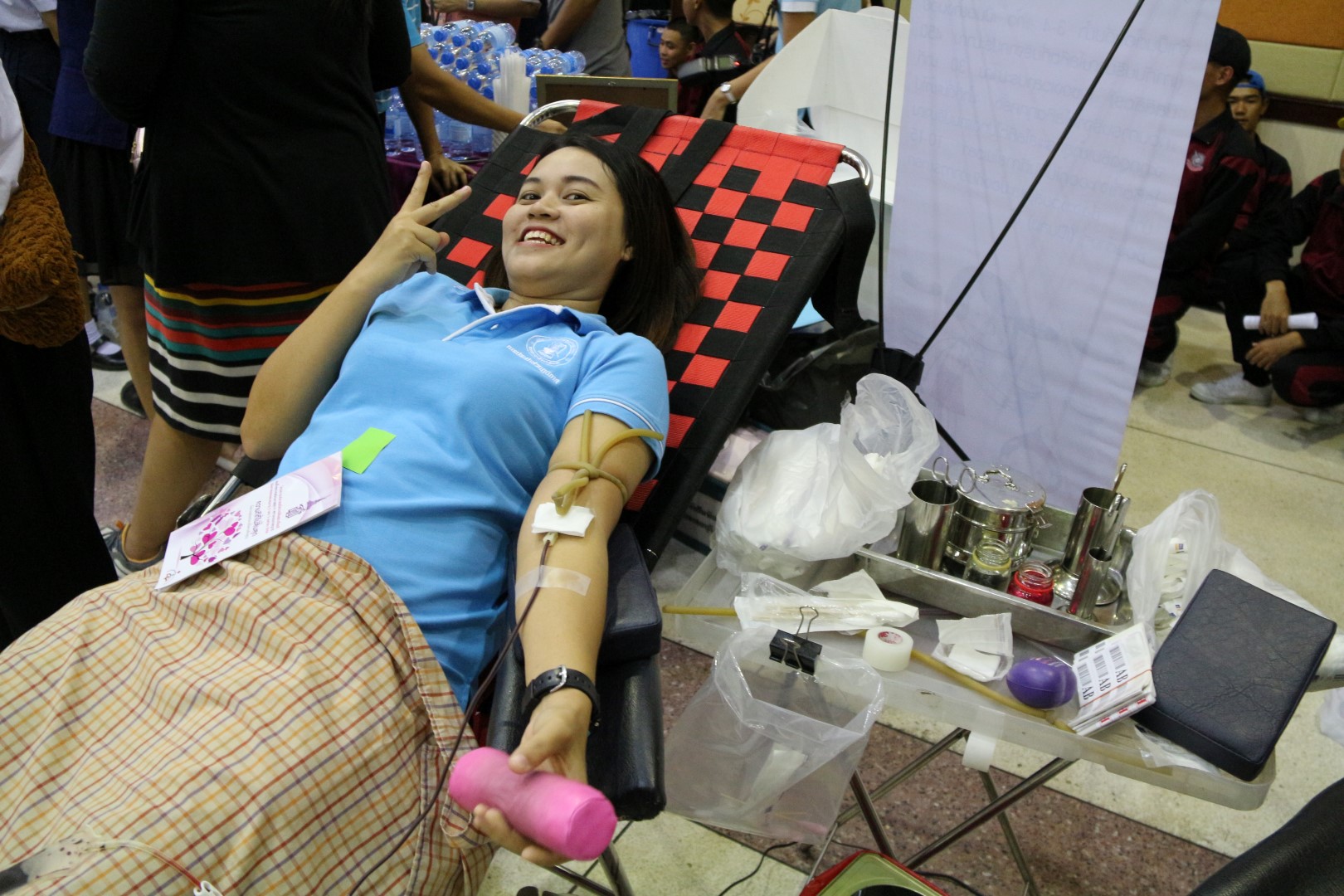 กปภ.ชลบุรี (พ) บริการน้ำดื่มใน วันผู้บริจาคโลหิตโลก (World Blood Donor Day)